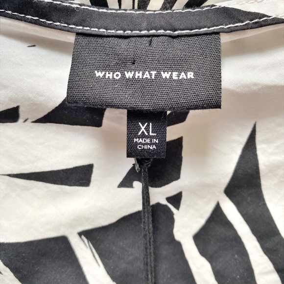 Who What Wear Black and White Tropical Palm Leaves Print Top NWT - Picture 10 of 10